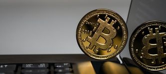 Bitcoin Kurs stabilisiert sich nach 6 Tagen von Verlusten und steigt wieder