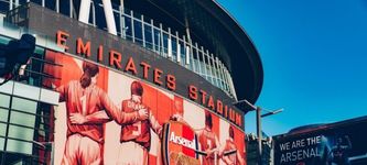 Arsenal FC hat Probleme wegen Werbung für eine Kryptowährung