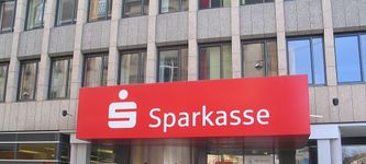 Deutschlands größte Bankengruppe führt den Kryptohandel für Privatkunden ein
