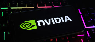 Der Aktienkurs von NVIDIA zeigt ein seltenes Muster, das auf einen Kurssturz von 30 % hindeutet.