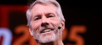 Strategy hat Bitcoin im Wert von 2,54 Mrd. US-Dollar hinzugefügt; der Gesamtbestand erreicht 815.061 BTC