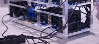 Die Aktie von HIVE Digital strebt trotz der Risiken im Zusammenhang mit der Neuausrichtung auf KI einen Kurssprung von 45 % an