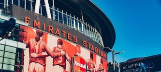 Arsenal FC hat Probleme wegen Werbung für eine Kryptowährung