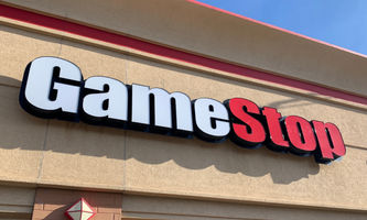 GameStop Aktie steigt um 15% nach Ankündigung von Bitcoin-Strategie