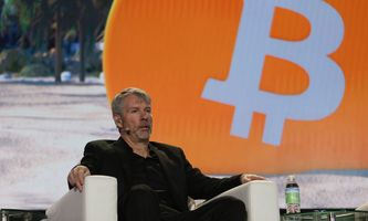 MSTR-Aktie strauchelt: Ist der MSTY-ETF mit 160 % Rendite der klügere Kauf?