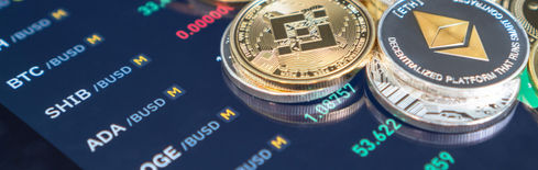 BNB rutscht unter 910 Dollar – Trader beobachten die 880-Dollar-Marke