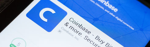 Der Kurs der Coinbase-Aktie deutet trotz positiver Rahmenbedingungen auf eine Trendwende hin