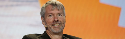 Alarmierendes Kursmuster bei MSTR deutet auf einen Einbruch auf 100 Dollar hin, da die Risiken bestehen bleiben