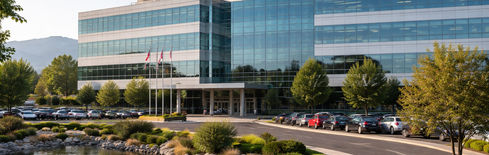 Die Aktien von Micron bilden bei sinkenden DRAM-Preisen ein Megaphon-Muster