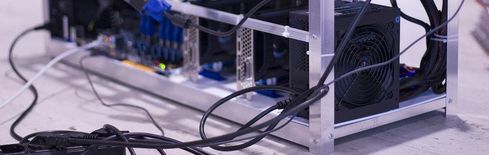 Die Aktie von HIVE Digital strebt trotz der Risiken im Zusammenhang mit der Neuausrichtung auf KI einen Kurssprung von 45 % an