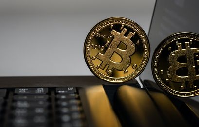 Bitcoin-Kurs steigt innerhalb kurzer Zeit auf über 7.000 US-Dollar