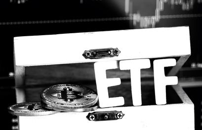 Kryptomarkt: Bitcoin ETFs verzeichnen weitere Abflüsse, BTC-Preis fällt um 4 Prozent