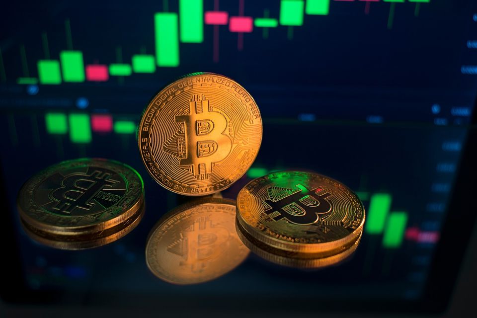 Krypto News: Bitcoin wieder bei 72.000 US-Dollar, Marktstimmung hellt sich auf