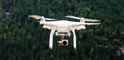 Drone Racing League entwickelt erstes P2E-Drohnenspiel im Metaverse