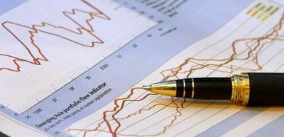 Markt-Highlights: US-Indizes verzeichnen Verluste, britische Märkte fallen, Kryptowährungen überwiegend im grünen Bereich