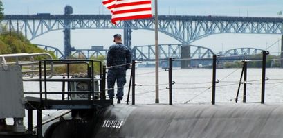 US-Ingenieur und seine Frau angeklagt wegen Verkauf von U-Boot-Geheimnissen für Kryptowährung