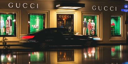 Gucci bekräftigt Metaverse-Pläne und kauft Land in The Sandbox