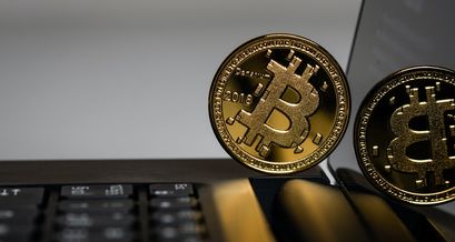 Bitcoin-Mining mit weniger Energiebedarf als bei Goldabbau